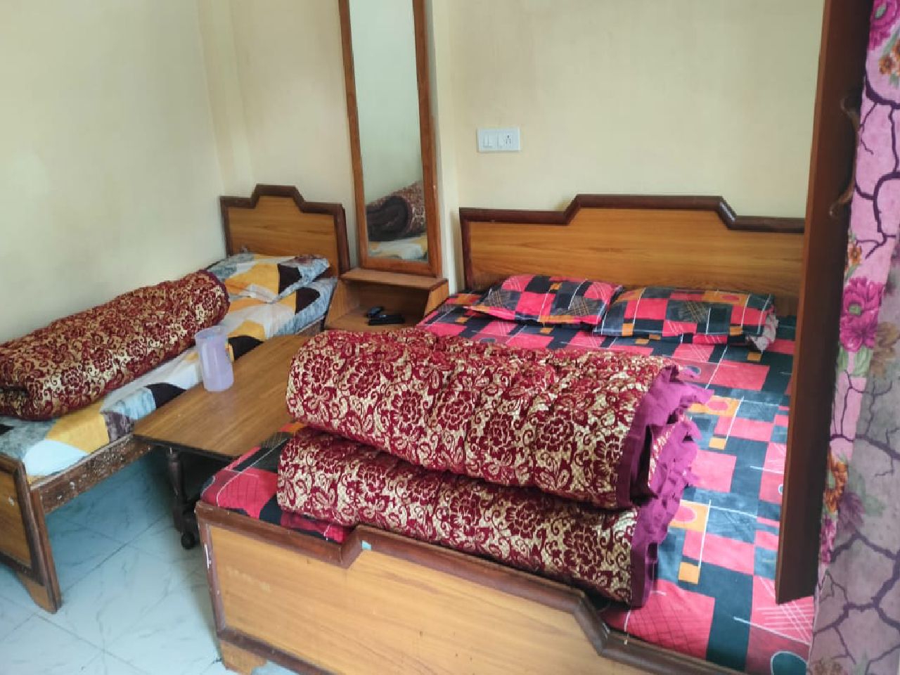 Triple Bed Room